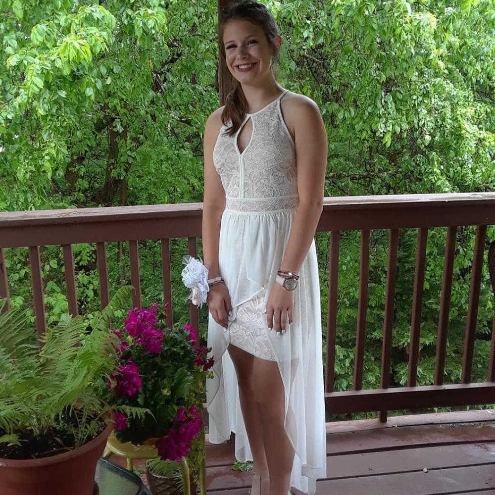 Formal/Prom Dress - Picture 8 of 8